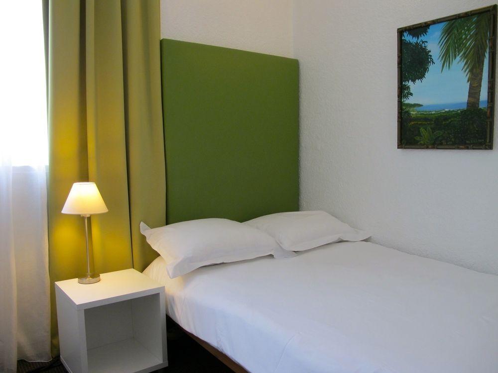 Hotel Alnea Cannes Exterior photo